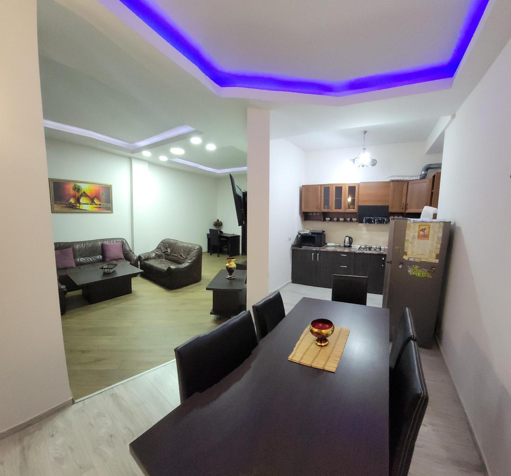 Cozy & Sweet Home Tbilisi Luaran gambar